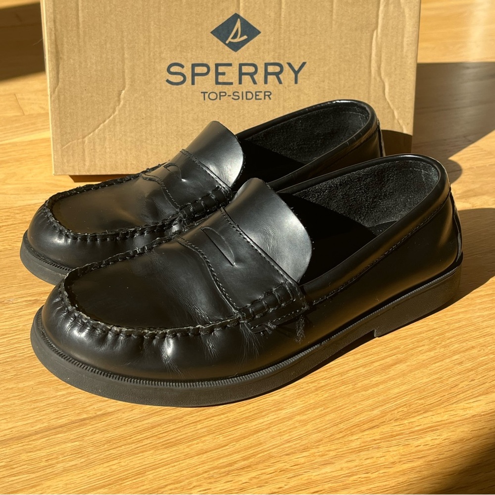 Sperry Colton black leather penny loaders